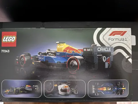 LEGO Speed Champions 77243 Oracle Red Bull RB20 F1 Race Car 251pc 18+ Separator