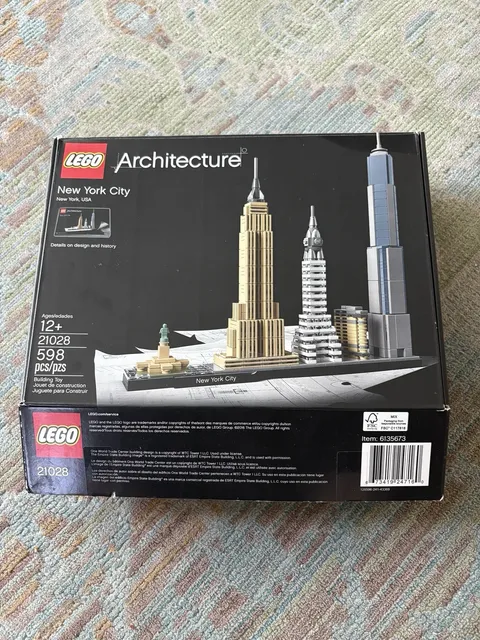 LEGO ARCHITECTURE: New York City (21028)