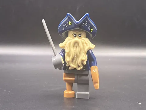 LEGO MINIFIGURE PIRATES OF THE CARIBBEAN DAVY JONES - POC031 RETIRED
