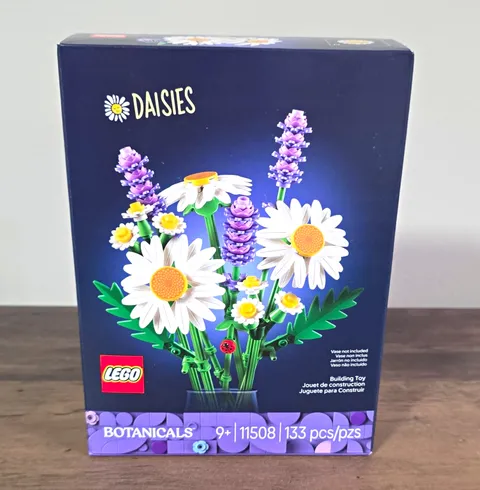 LEGO Botanicals Daisies 11508 Complete Set 133 pcs Age 9+ Building Set