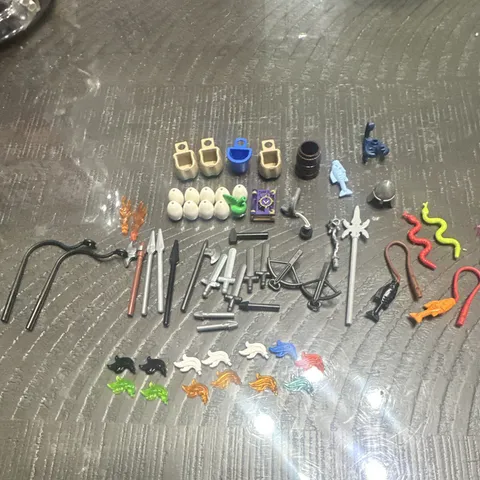 LEGO Minifigure Accessories & Parts Bulk Lot Weapons Snakes Fish Book Barrel