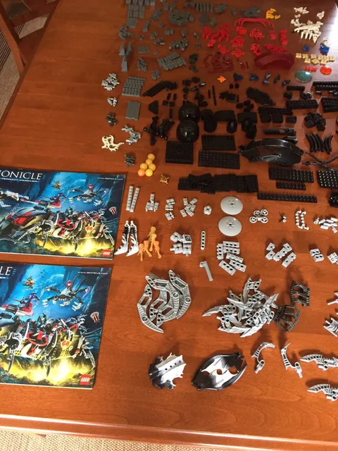 LEGO BIONICLE TOA TERRAIN CRAWLER 8927 w/ INSTRUCTION MANUALS