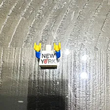 LEGO Minifigure Torso White "New York" Print Blue Arms Yellow Hands 1 Pc
