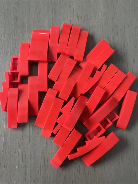 LEGO 61678 Red Slope, Curved 4 x 1 - 35 Pieces
