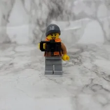 Lego Customer Minifigure City 60235