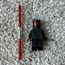 LEGO Star Wars Set 75383 Darth Maul Minifigure Double-Bladed Lightsaber