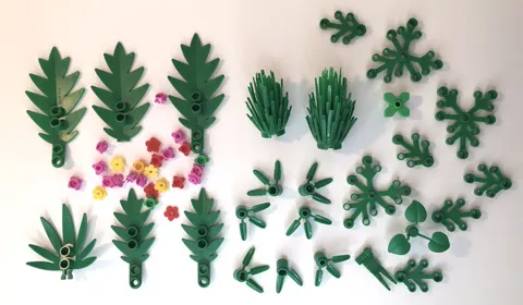 Lego Greenery Lot Leaves Green Parts to Trees, Flowers , Bushes, Stems Plants