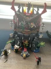 LEGO NINJAGO: Temple of Resurrection (70643)