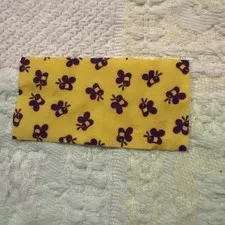 LEGO Duplo Set #2987-1 WINNIE THE POOH Yellow Purple Bees Picnic Blanket Cloth