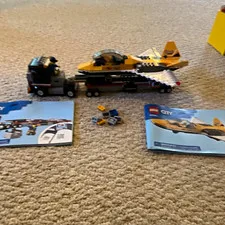 LEGO City 60289 Airshow Jet Transporter 281pcs 99% complete Set w/ Instructions