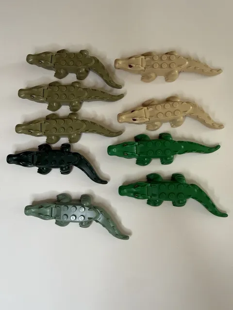 Lego Animal Alligator Lot Of 9