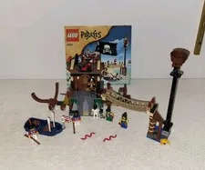 LEGO Pirates Shipwreck Hideout Set 6253 Complete w/ All Minifigures 