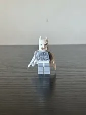 LEGO DC Super Heroes minifigure Arctic Batman SH0047 Minifigure set 76000
