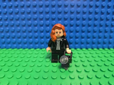 Lego Lois Lane Minifigure sh0225 76046 DC Super Heroes CMF Lot Rare Retired HTF 