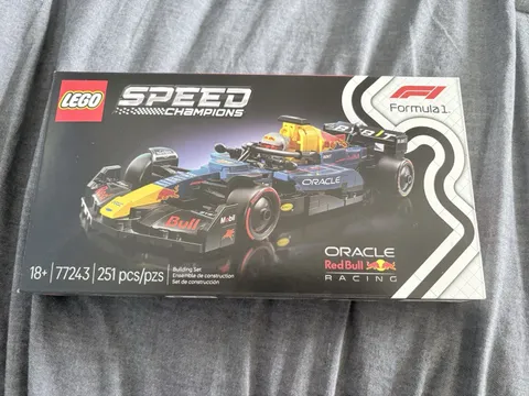 LEGO Speed Champions Red Bull Racing F1 car