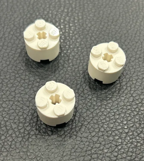 LEGO 3941 Brick Round 2 x 2 Axle Hole Lot 3 White Replacement