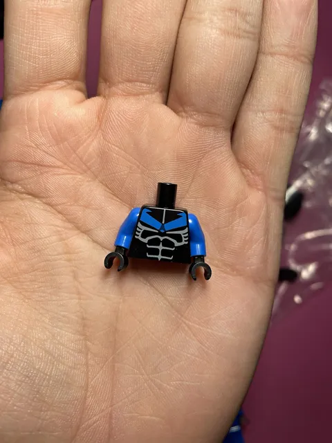 LEGO 2006 Nightwing torso