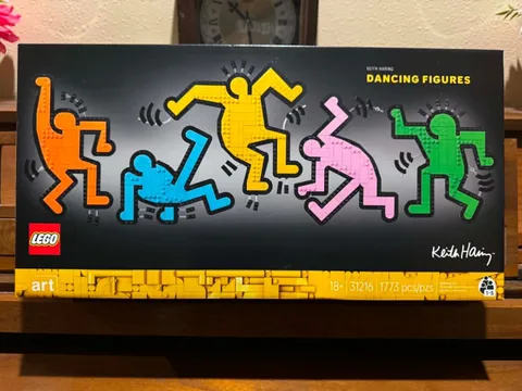 LEGO 31216 - Keith Haring – Dancing Figures - Brand New in Sealed Box