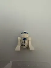 Lego Star Wars R2-D2 Astromech Droid Minifigure - SW0028