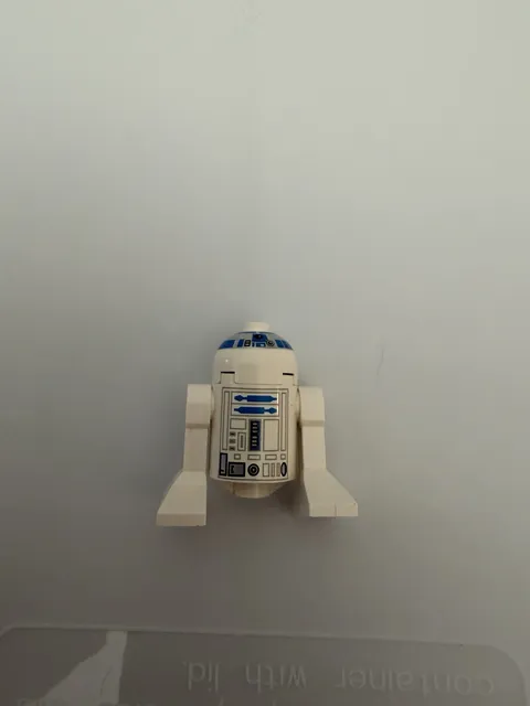 Lego Star Wars R2-D2 Astromech Droid Minifigure - SW0028