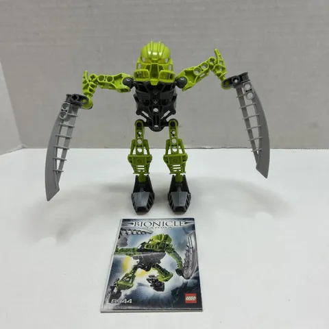 LEGO Bionicle #8944 Matoran of Light Tanma Set 100% Complete With Weapons!!