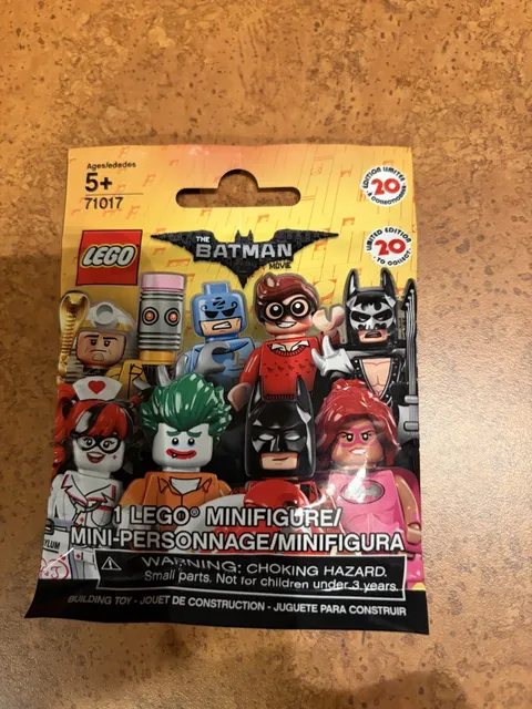 LEGO Batman Movie 71017 Lobster Lovin Batman SEALED Minifigure Blind Bag CMF