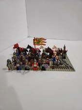 LEGO Castle / Knights / Kingdoms Minifigure Lot Vintage Figures & Weapons
