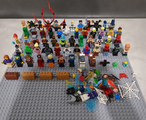 LEGO  Huge Lot Of Minifigure  And Accessories Heads Torsos Legs