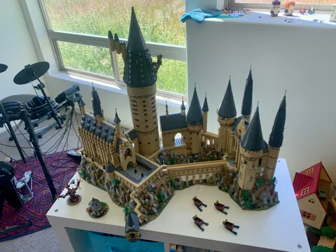 LEGO Harry Potter: Hogwarts Castle (71043) 99% Complete No box All minifigs!