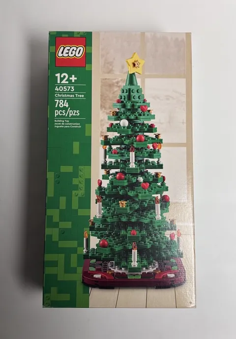 LEGO Seasonal: Christmas Tree (40573) New In Box Sealed