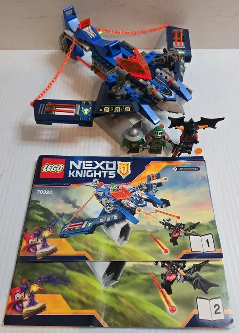 Lego Nexo Knights 70320 Aaron Fox's Aero-Strike Complete With Instructions 