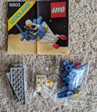 LEGO Legoland: Space Patrol (6803) **no box wear on some pieces****