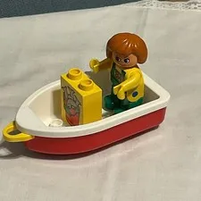 Duplo Lego 2685 Water Park Zoo Keeper Boat Red White