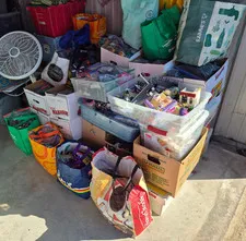 550 Pound Lot of Legos mostly sorted by Color Lego