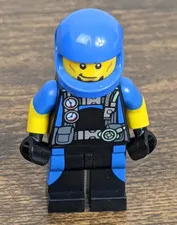 LEGO Minifigure Blue Race Car Driver – Racing Suit & Helmet – Dual Printed Torso