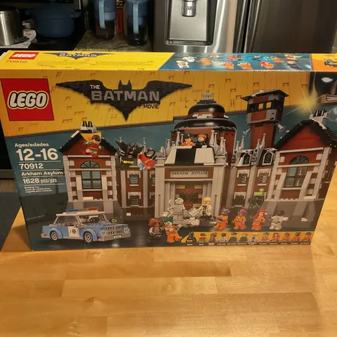 LEGO® Batman Movie 70912 Arkham Asylum - BNIB NEW RARE
