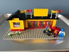 LEGO Town: Motorcycle Shop (6373)