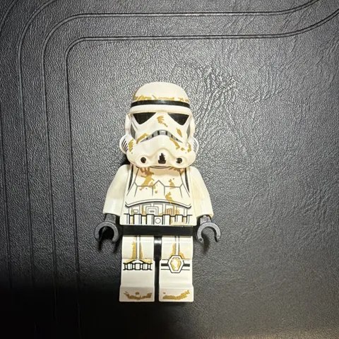 LEGO Star Wars Sandtrooper Minifigure No accessories other than helmet