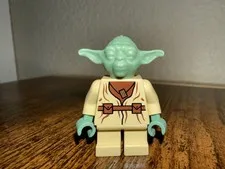LEGO Star Wars Yoda Minifigure sw0051