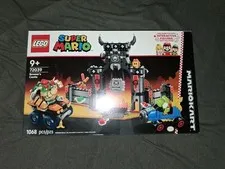 NEW LEGO Super Mario - Mario Kart Bowser's Castle 72039, NIB Never Opened