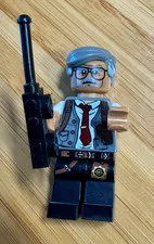 LEGO Commissioner Gordon Minifigure The LEGO Batman Movie