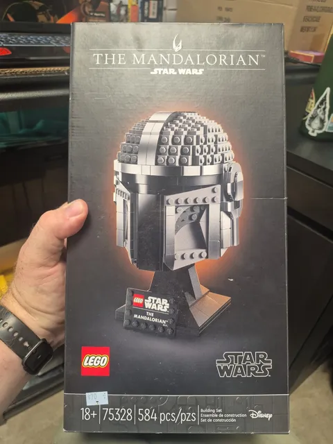 LEGO Star Wars: The Mandalorian Helmet (75328)