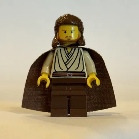 LEGO Star Wars Qui-Gon Jinn Minifigure SW0027 Reddish-Brown Beard w/ Cape