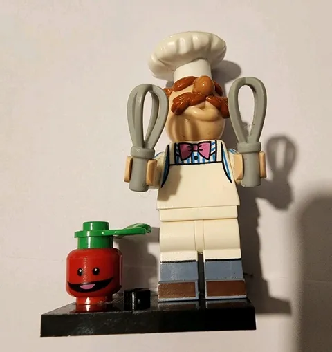 LEGO CMF The Muppets Minifigure - The Swedish Chef with Fruit 