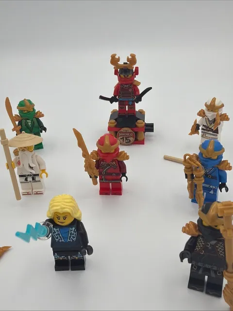 Lego New Ninjago Minifigs from 71866 Ninja Character Display Rise of the Snakes-