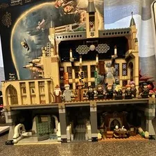 LEGO Harry Potter: The Great Hall (76435) 1732pc + Bonus Owlery