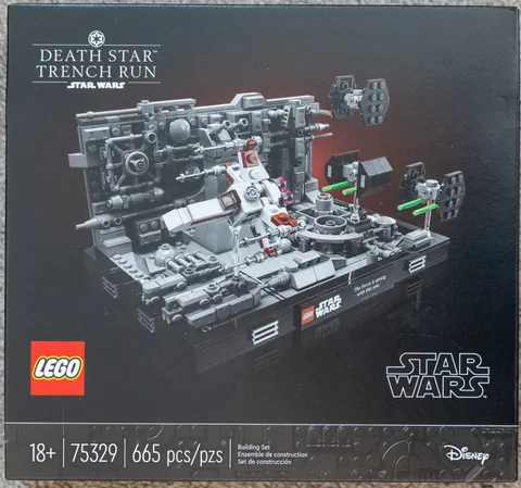 Lego Star Wars Death Star Trench Run 75329, New in Box