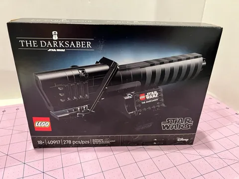 LEGO Star Wars 40917 The Darksaber - May 4th Limited Edition GWP - NEW SEALED