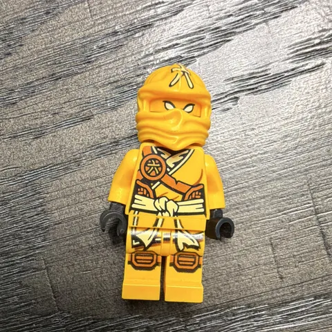 LEGO NINJAGO Yellow Ninja Minifigure w/ Black Hands, Plastic Figure