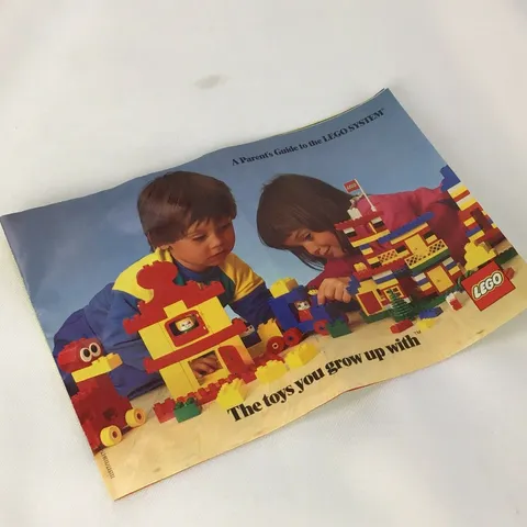 Lego 1985 Toy Product Catalog Booklet Parent's Guide System